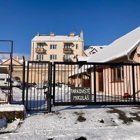 Guesthouse Mikulas Mikulov - Free Parking In The City Center Bagian luar foto