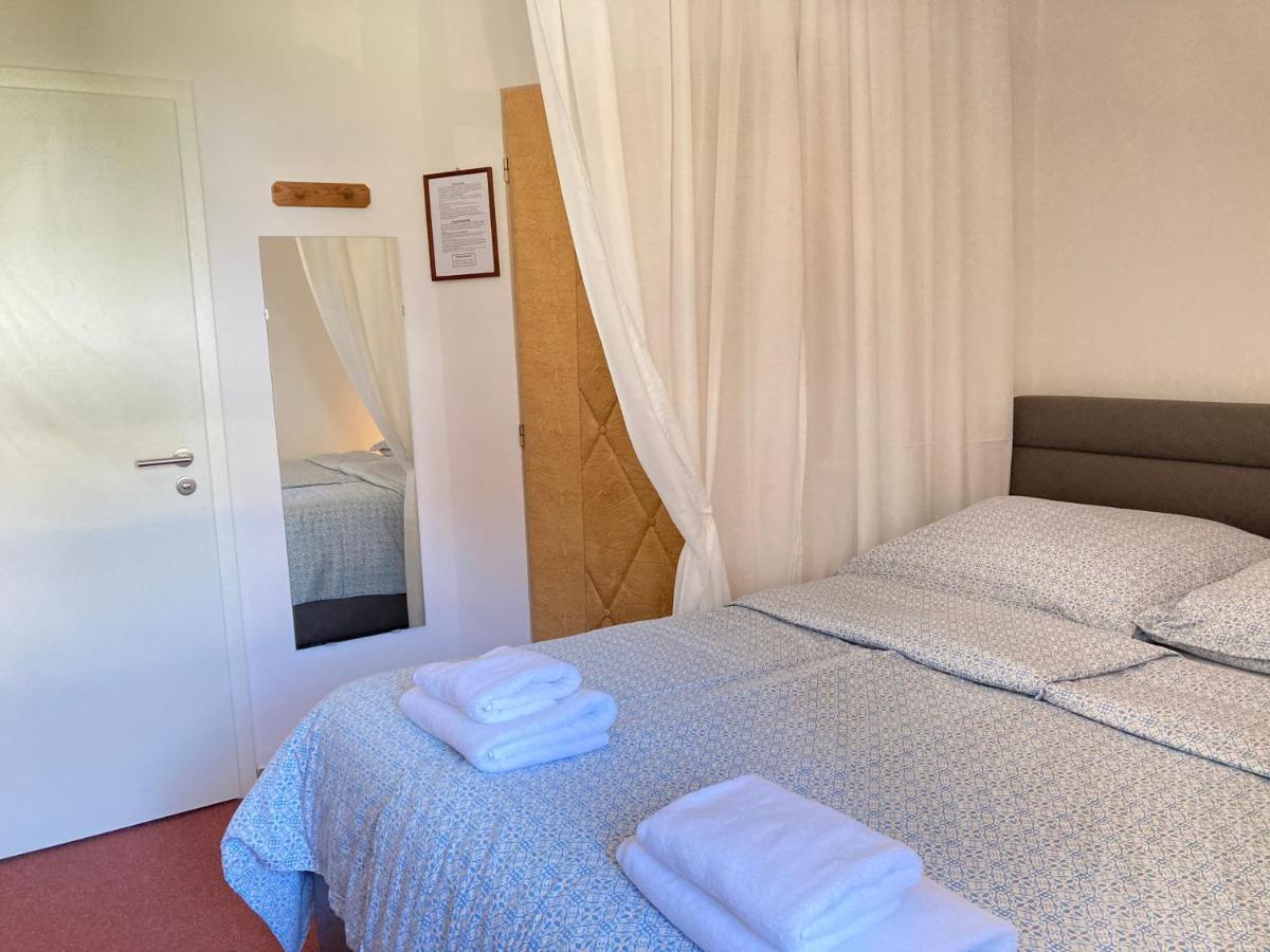 Guesthouse Mikulas Mikulov - Free Parking In The City Center Bagian luar foto