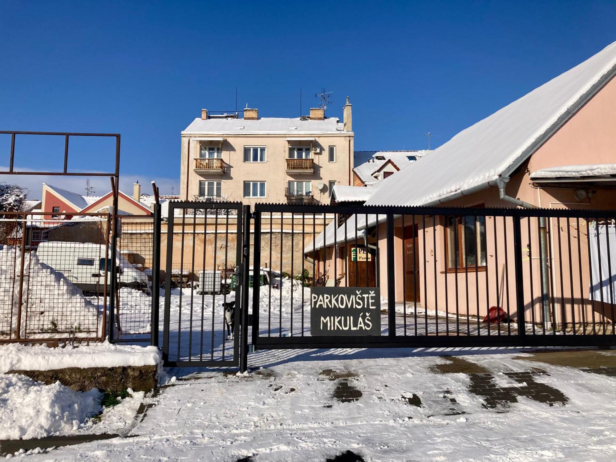 Guesthouse Mikulas Mikulov - Free Parking In The City Center Bagian luar foto