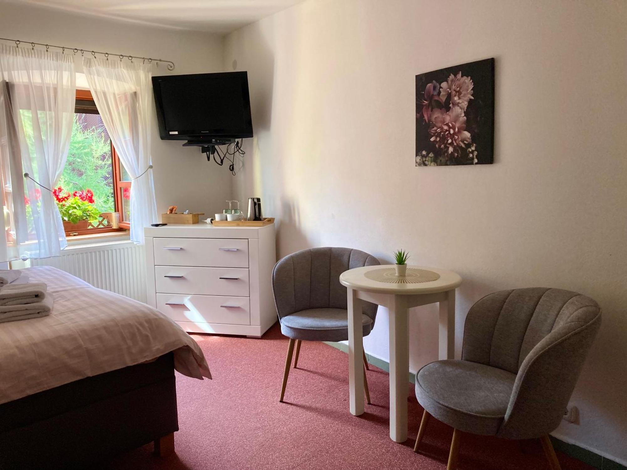 Guesthouse Mikulas Mikulov - Free Parking In The City Center Bagian luar foto